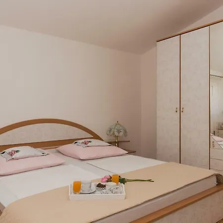 Big Apartman *